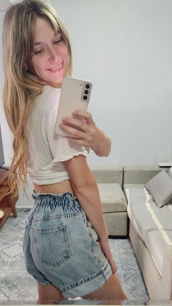 Full leaked Valentinayjake private photo