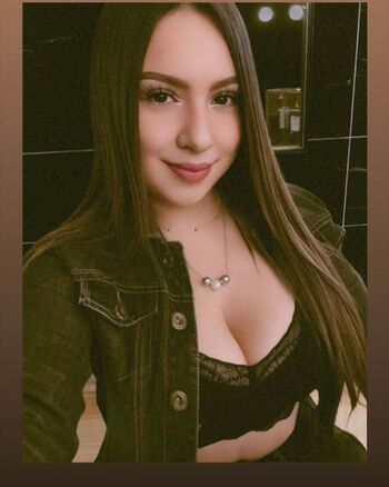 Full leaked Valeri   page private onlyfans photo