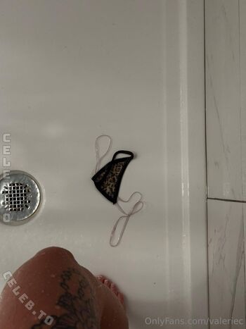 Full leaked Valerie cossette private photo