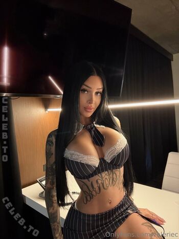 Full leaked Valerie cossette private photo