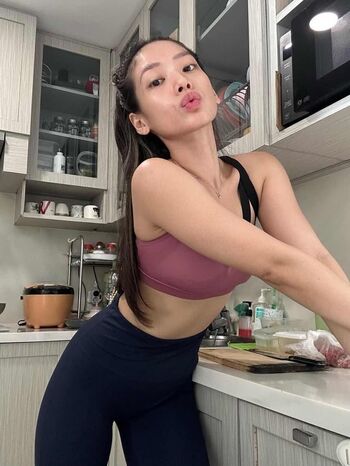 Full leaked Valerie dewi private photo