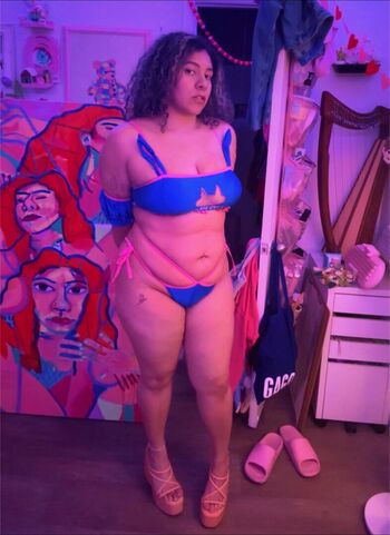 Full leaked Valeriezun private onlyfans photo