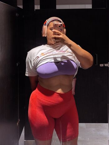 Full leaked Valeriezun private photo