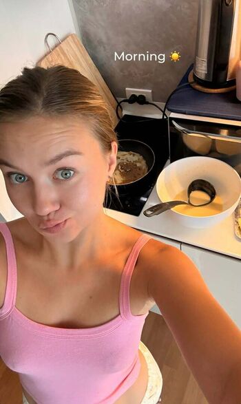 Full leaked Valeriyastill page private photo
