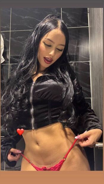Full leaked Valeryrojo private photo