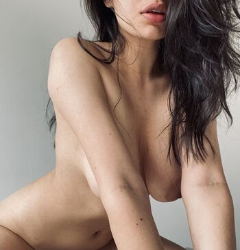 Full leaked Valeryroldans private onlyfans photo