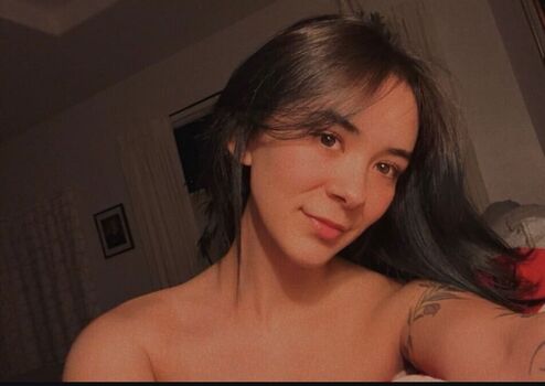 Full leaked Valiroe private onlyfans photo