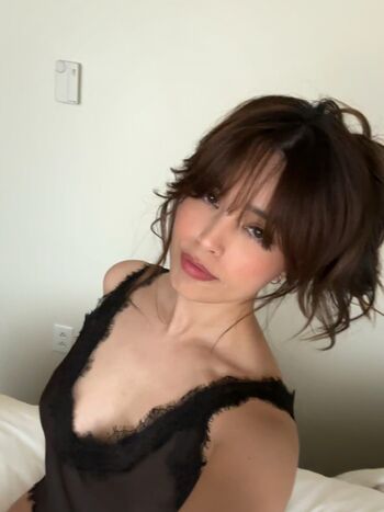 Full leaked Valkyrae private photo