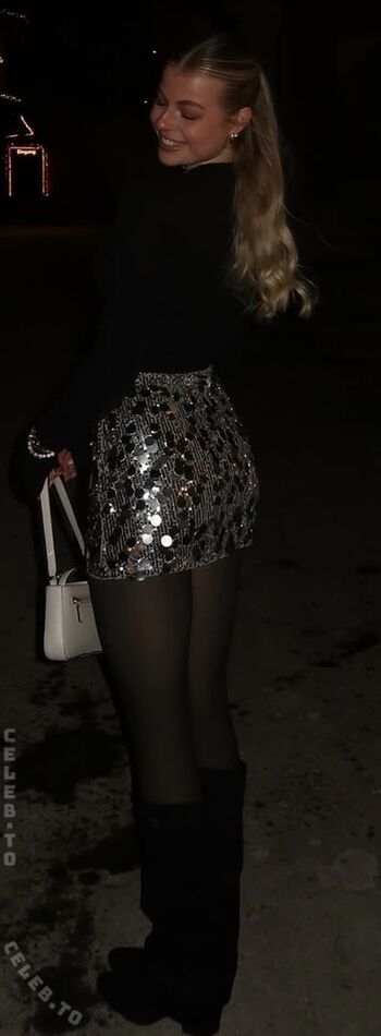 Full leaked Vallixpauline private onlyfans photo