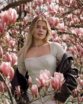 Full leaked Vallixpauline private photo