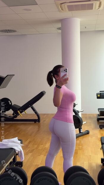 Full leaked Valonaash page private onlyfans photo