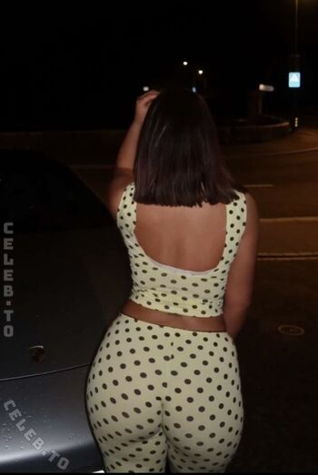 Full leaked Valonaash private onlyfans photo