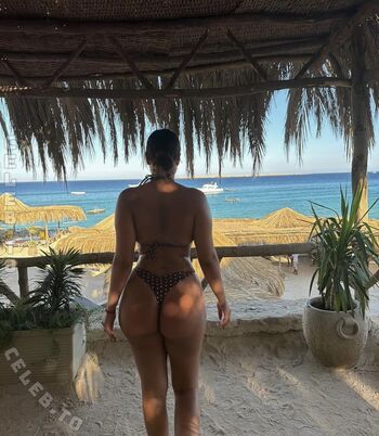 Full leaked Valonaash private photo