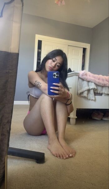 Full leaked Valyn nguyen private onlyfans photo