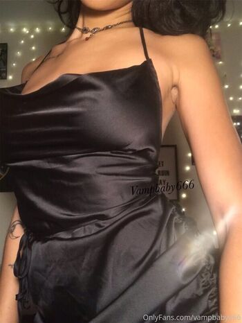 Full leaked Vampbaby private photo