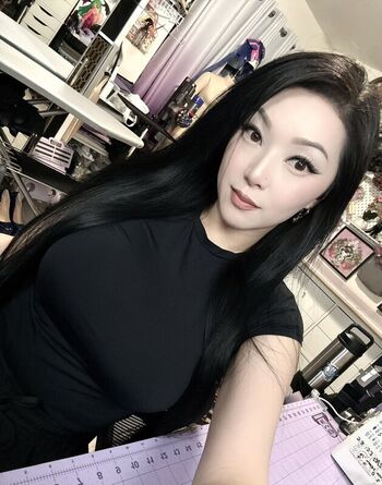 Full leaked Vampybitme private photo