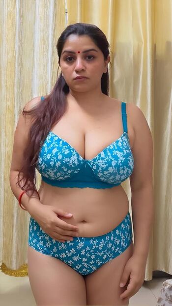 Full leaked Vandana pathak private photo