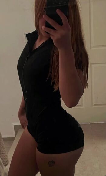 Full leaked Vanessa blossom private photo