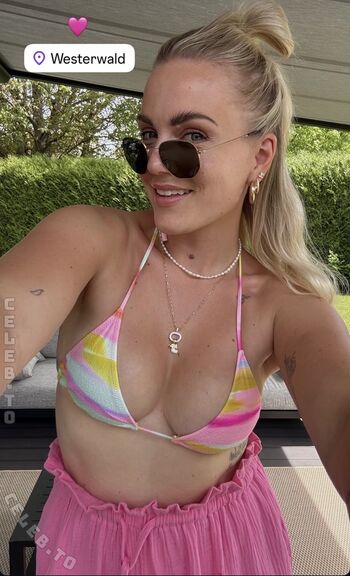 Full leaked Vanessa blumenthal private photo