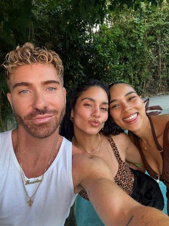 Full leaked Vanessa hudgens page private photo