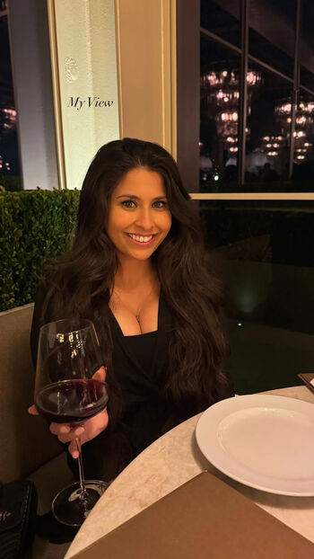 Full leaked Vanessa r page private onlyfans photo