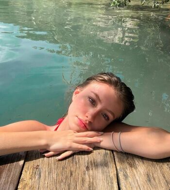 Full leaked Vania velasco private photo