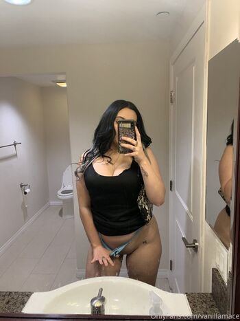 Full leaked Vanillamace private photo