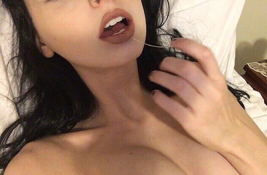 Full leaked Vanillla pussy private photo