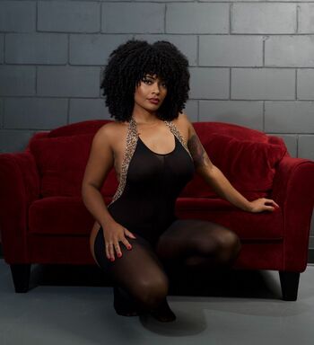 Full leaked Vanitybae private photo