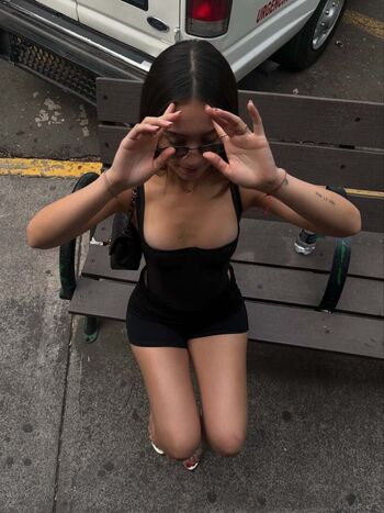 Full leaked Vanne amador private photo