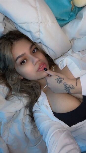 Full leaked Variousjackie private onlyfans photo