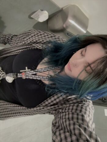 Full leaked Vcnllasky private onlyfans photo