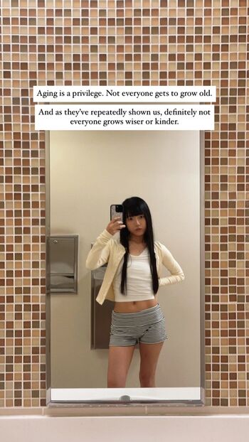 Full leaked Veganbunnyelle private onlyfans photo