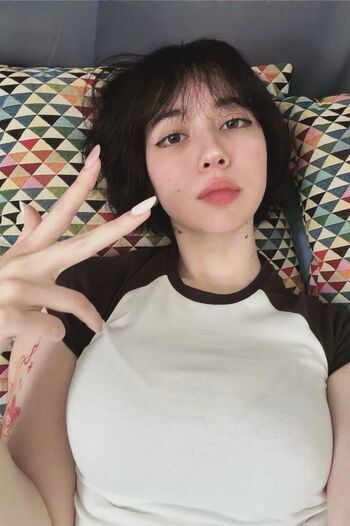 Full leaked Vekikusuo private photo