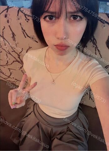 Full leaked Vekikusuo private photo