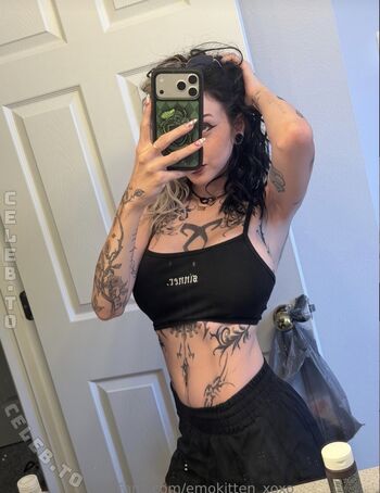Full leaked Vemokitten xoxo private photo