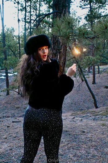 Full leaked Venessasbutt tv private photo