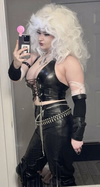 Full leaked Venom wifey page private onlyfans photo