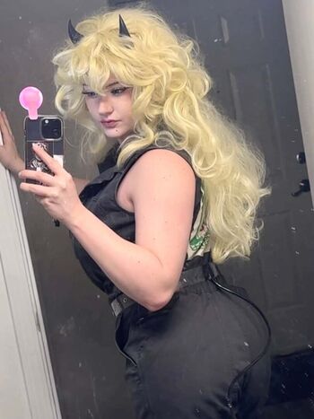 Full leaked Venom wifey private onlyfans photo