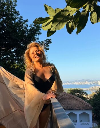Full leaked Vera fischer private photo