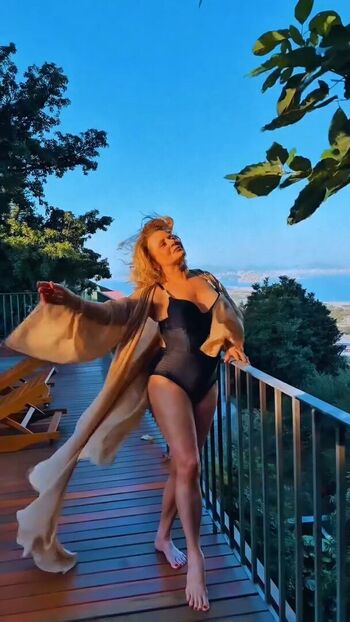 Full leaked Vera fischer private photo