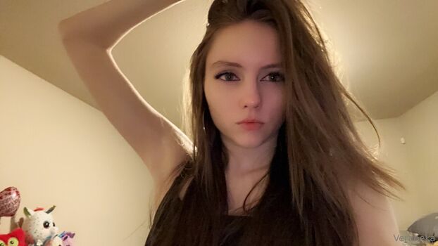 Full leaked Veraneka private photo