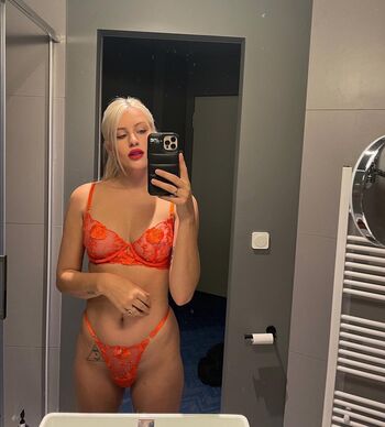 Full leaked Verhagen private photo