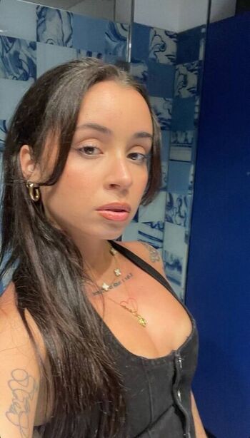 Full leaked Veronicainred private photo
