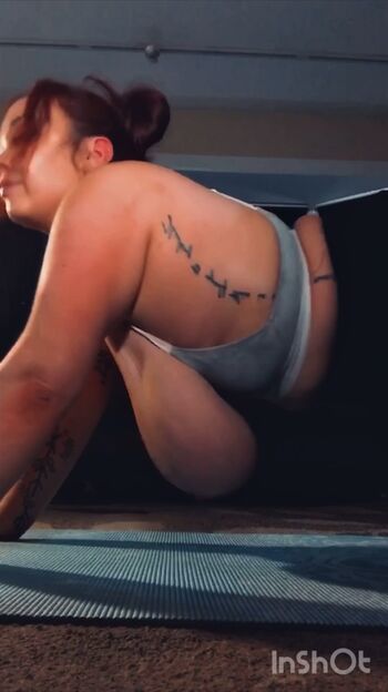 Full leaked Veronicavee private onlyfans photo