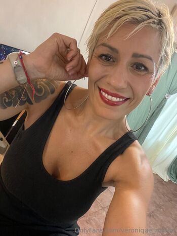 Full leaked Veronique page private photo