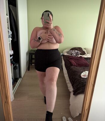Full leaked Vertlea private photo