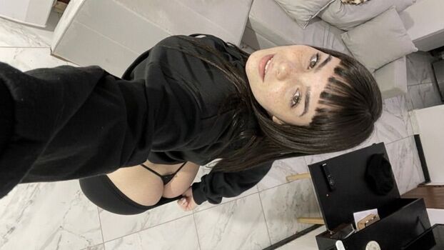 Full leaked Veyy sophiax private photo