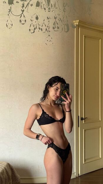 Full leaked Vhomonenko private photo
