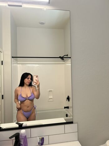 Full leaked Viannneyyyyy private photo